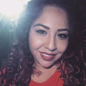 Meet your Posher, Chriselda